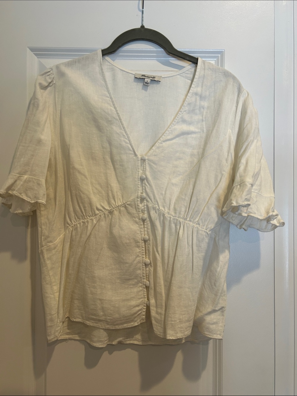 Madewell Women’s Cream Button-Front V-Neck Ruffle Sleeve Top